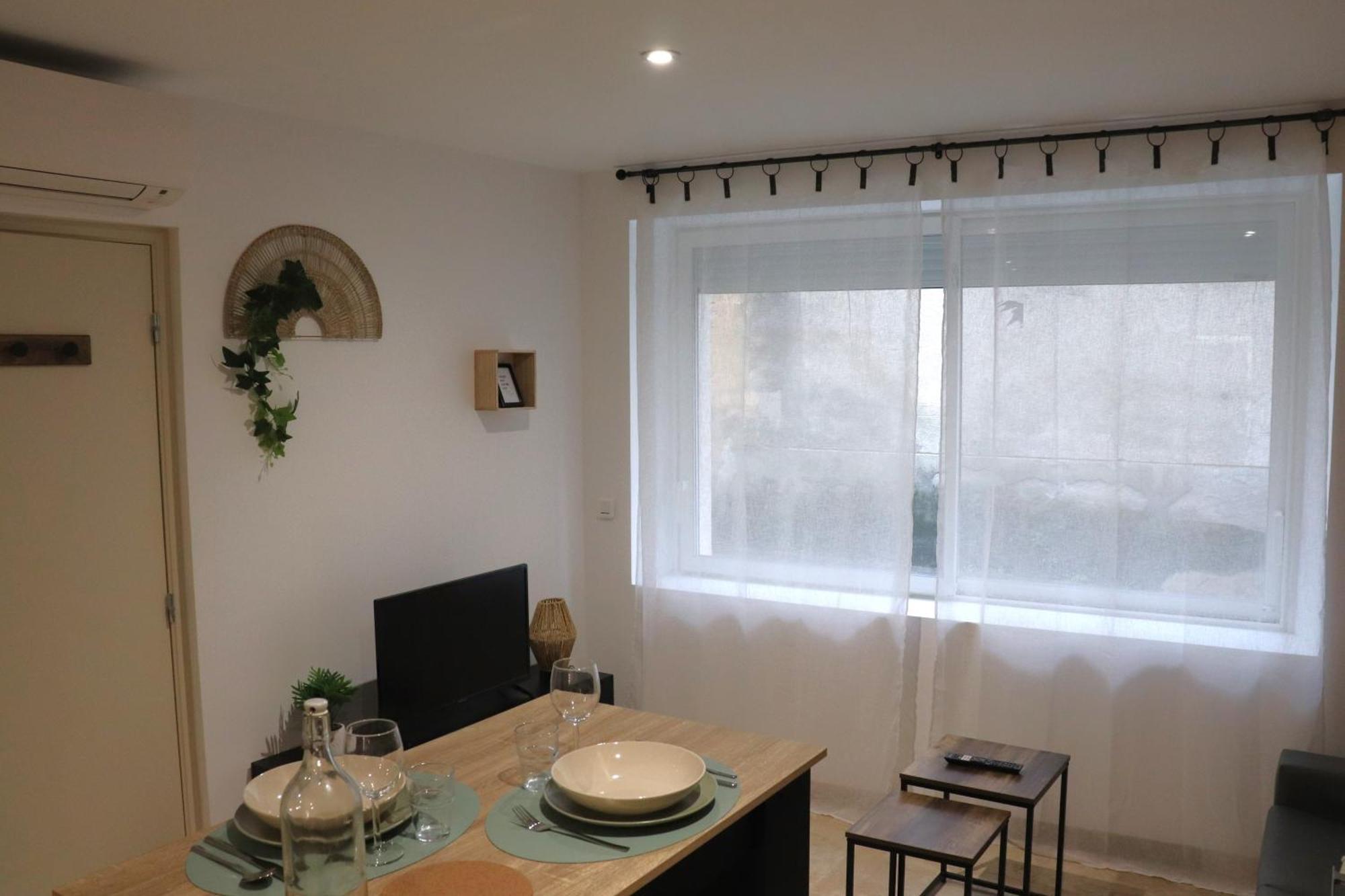 Superbes Appartements Modernes Et Neufs Bagnols-sur-Cèze Exterior foto